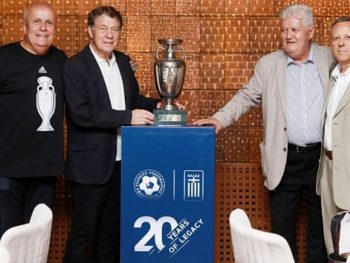 Δείπνο της ΕΠΟ στους legends για τα 20 χρόνια του EURO