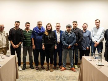 Η Ένωση Ξενοδόχων παρουσίασε τον προορισμό του Νομού Ιωαννίνων στον γνωστό παραγωγό του Bollywood κ. Boney Kapoor