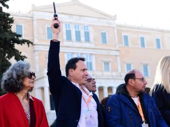 Ημιμαραθώνιος 2025: Μία γιορτή στο κέντρο της Αθήνας με χιλιάδες δρομείς και καλές επιδόσεις