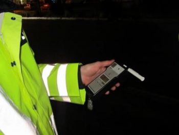 Οδηγούσε κάτω από την επίδραση οινοπνεύματος