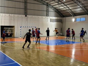 Καμπ στο Αίγιο με την παρουσία του Γιάννη Καραμπίνα 