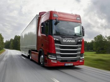 Απαγόρευση κυκλοφορίας φορτηγών άνω των 3,5 τόνων κατά την περίοδο εορτασμού της 28ης Οκτωβρίου