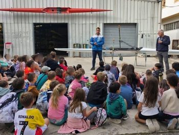 Επίσκεψη του 26ου Δημοτικού Σχολείου Ιωαννίνων στον Ναυτικό Όμιλο Ιωαννίνων και γνωριμία με τον Ολυμπιονίκη Γιάννη Τσίλη 