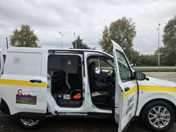 Ο Δήμος Αρταίων παρέλαβε το όχημα περισυλλογής αδέσποτων