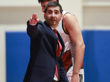 Προβληματισμός του Μιχελάκου για την αγωνιστική απραξία δύο εβδομάδων