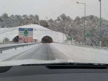 Χιονοπτώσεις στην Ήπειρο-  Απαγόρευση βαρέων οχημάτων στην Εγνατία Οδό