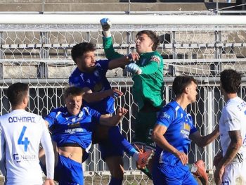 Να παλέψει και ας έχει φτωχό "οπλοστάσιο" 