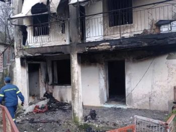 Κατοικία καταστράφηκε από φωτιά στη Βρυσέλλα Φιλιατών