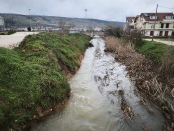 Οι λαγκάτσες του λεκανοπεδίου μοιάζουν με ποτάμια