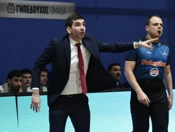 Στην έξοδο ο Μιχαλάκος