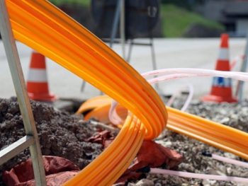 Προειδοποίηση για απόπειρα απάτης στην Ανατολή με πρόσχημα τις οπτικές ίνες