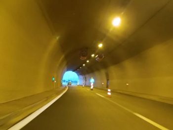 Κατάπτωση βράχων στην Εγνατία