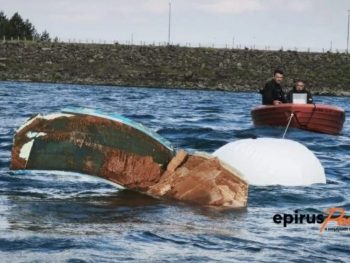 Λίμνη Πηγών Αώου: Οι άνεμοι σταμάτησαν την ανέλκυση του ελικοπτέρου- Ανασύρθηκε το στροφείο