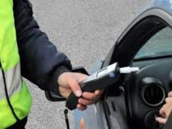 Γυναίκα οδηγούσε υπό την επήρεια αλκοόλ