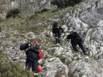 Η ΕΜΑΚ εντόπισε ζωντανή την 89χρονη που αγνοούνταν στη Λάλιζα