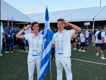 Έλαμπε από χαρά ο σημαιοφόρος Απόστολος Σίσκος - Ο ξεχωριστός ρόλος του Απόστολου Χρήστου
