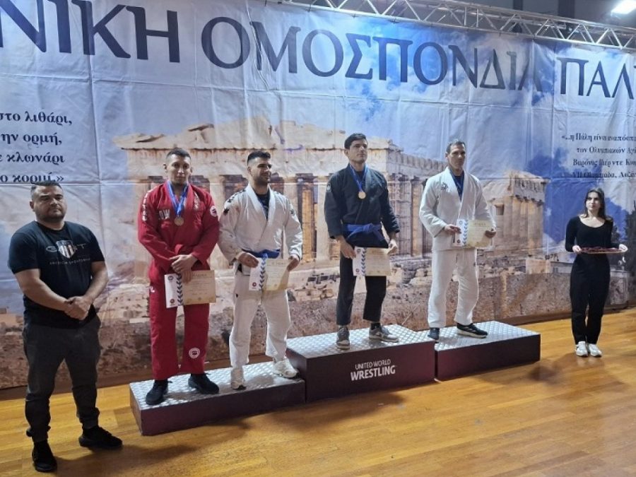 Διακρίθηκε στην πάλη ο ΑΟ Σπάρτακος 
