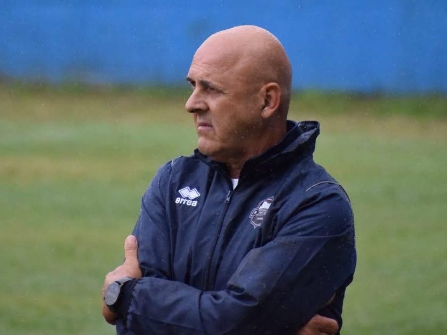 Στην έξοδο ο Μαγκάκης 