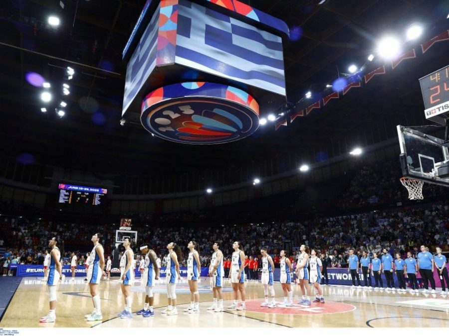 Το επιτελείο της Εθνικής Γυναικών