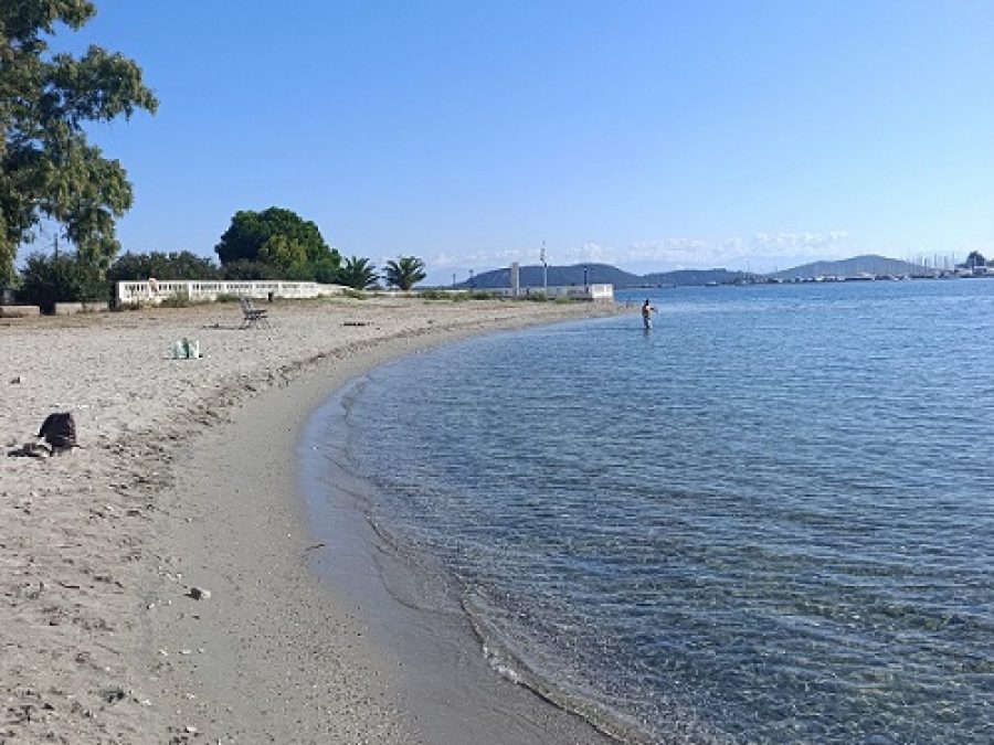 Τα μπάνια συνεχίζονται στην Πρέβεζα