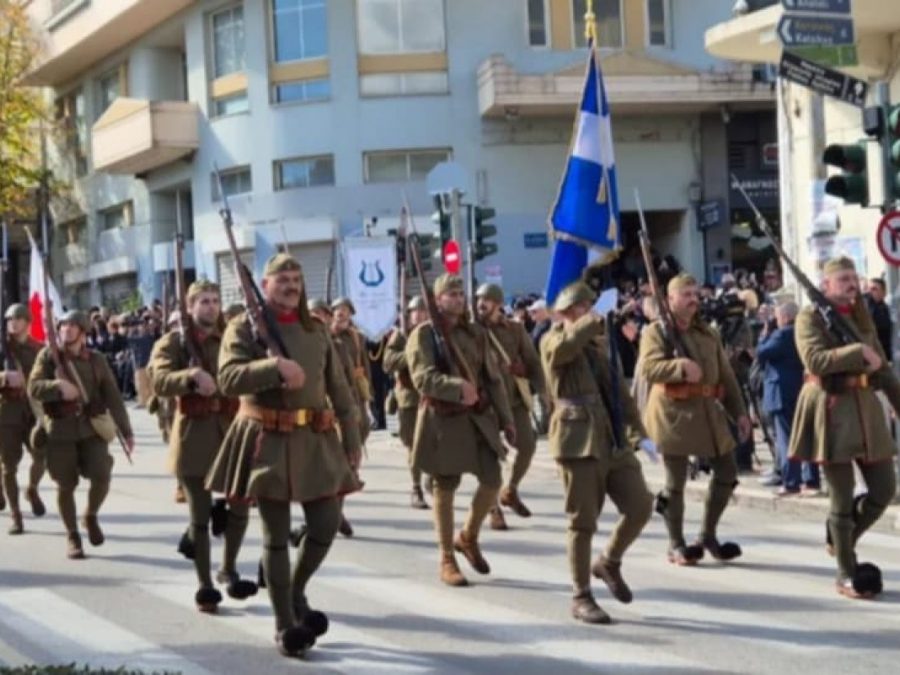 Μαθητές, στρατός και σύλλογοι στην παρέλαση της Εθνικής Επετείου στα Γιάννινα