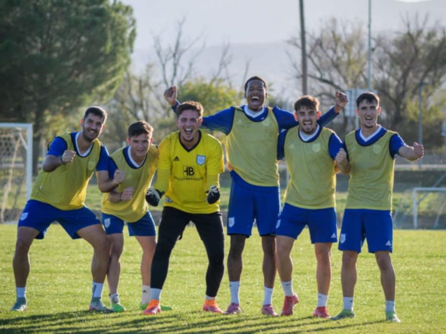 Επιστροφή στο γήπεδο 