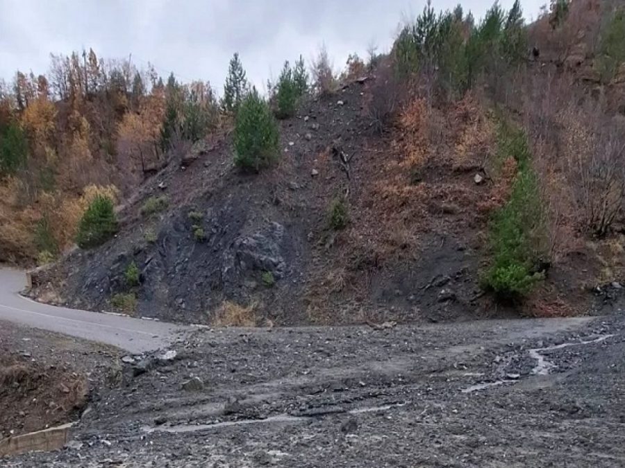 Βομβαρδισμένο τοπίο η Κόνιτσα