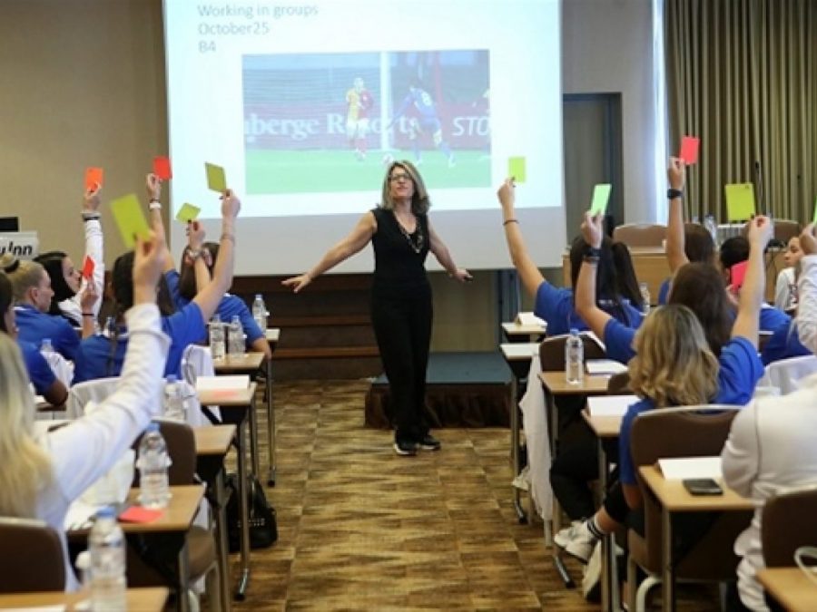 Από το "δεν επιτρέπεται" στο "ανήκω εδώ"