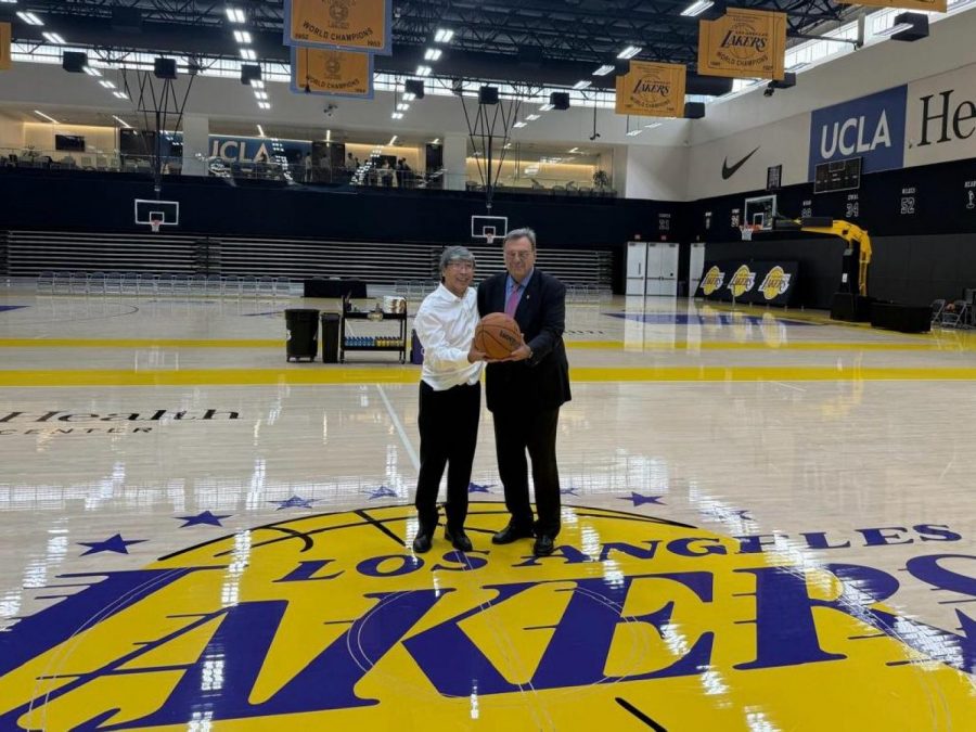 Συνάντηση της EOE με την ηγεσία του Ομίλου LA Times Media Group για τον ρόλο των Esports στο Ολυμπιακό Κίνημα 