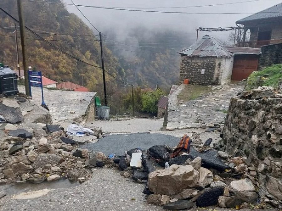 Κινδυνεύουν σπίτια στα Βόρεια Τζουμέρκα