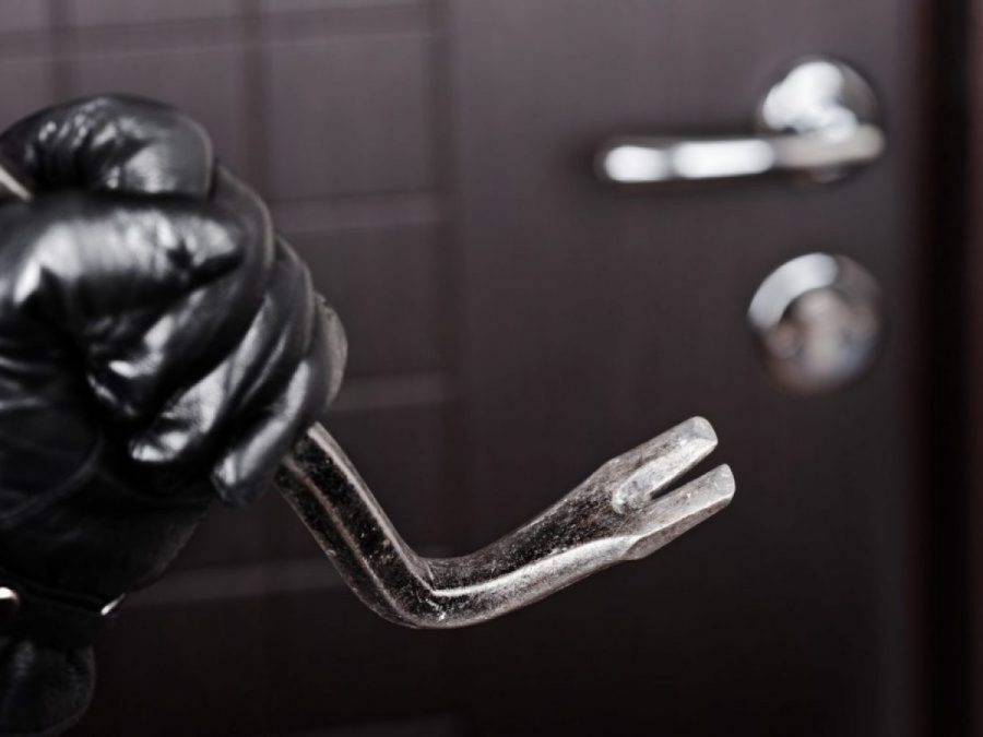 Διάρρηξη σε ζαχαροπλαστείο