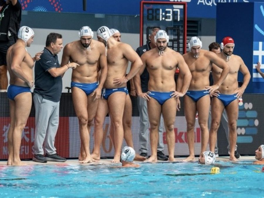 Σπουδαίο φιλικό και βραβεύσεις