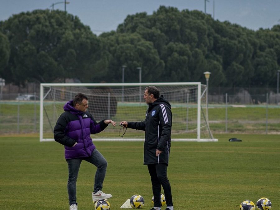 Τελευταία προπόνηση του 2025 με παρουσία του Νίκου Σιόντη