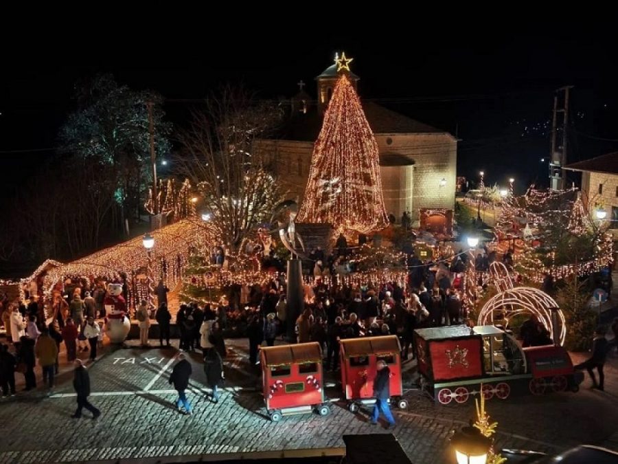Πράμαντα: Από τις πλημμύρες του Νοεμβρίου στο παραμυθένιο χριστουγεννιάτικο σκηνικό