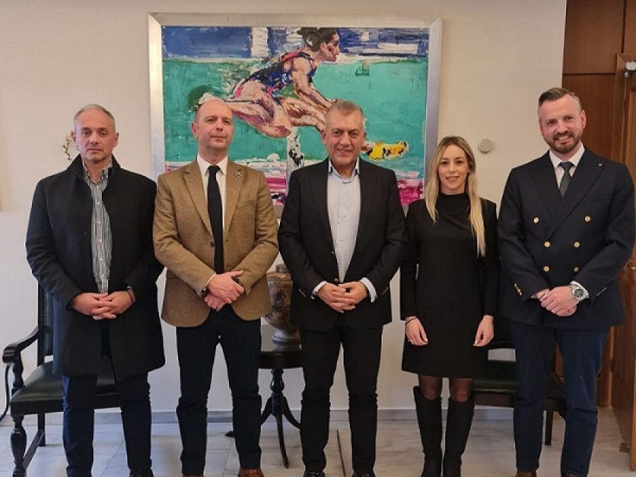 Εποικοδομητική συνάντηση με τον Υπουργό Αθλητισμού η Ε.Δ. του Π.Ε.Α.Κ.Ι.