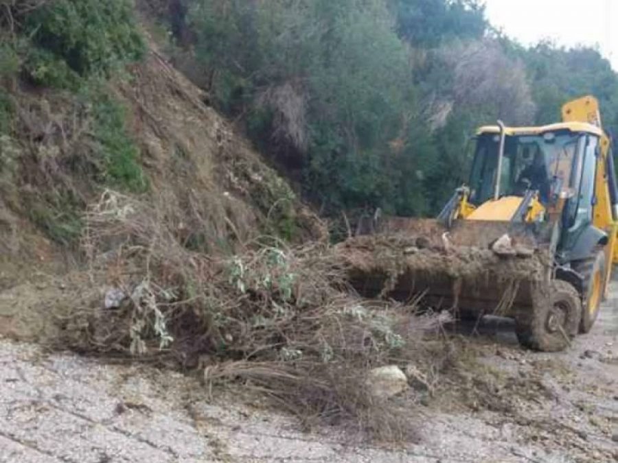  Από το χιόνι στη βροχή – Καταπτώσεις στο οδικό δίκτυο