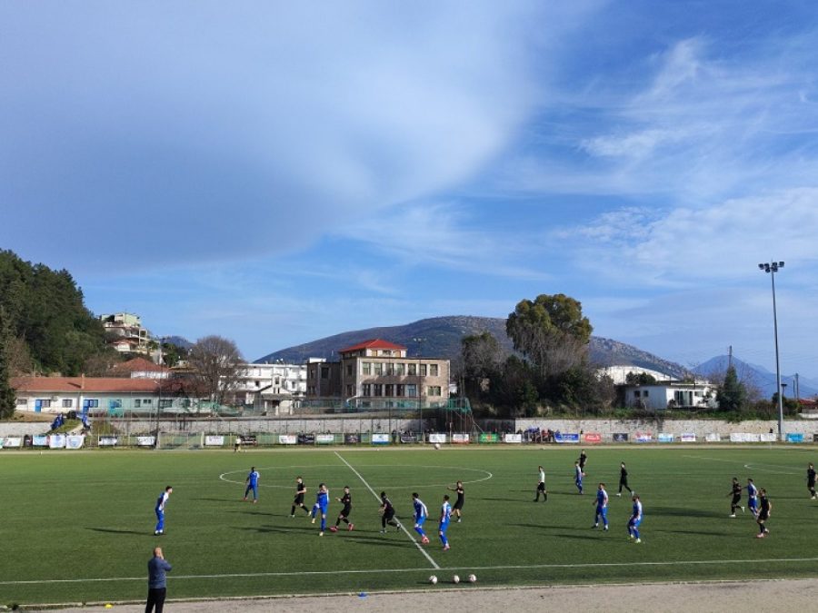 Τρίποντος και ψηλά ο Άρης Φιλιατών