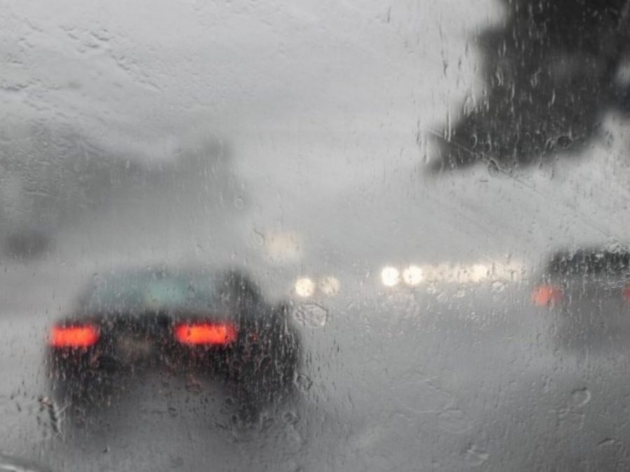 Επιδείνωση του καιρού με ισχυρές βροχές και καταιγίδες και πολύ ενισχυμένους ανέμους