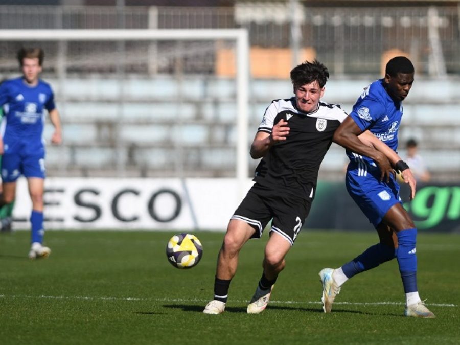 Έχασε γιατί όλα είναι εναντίον του! 