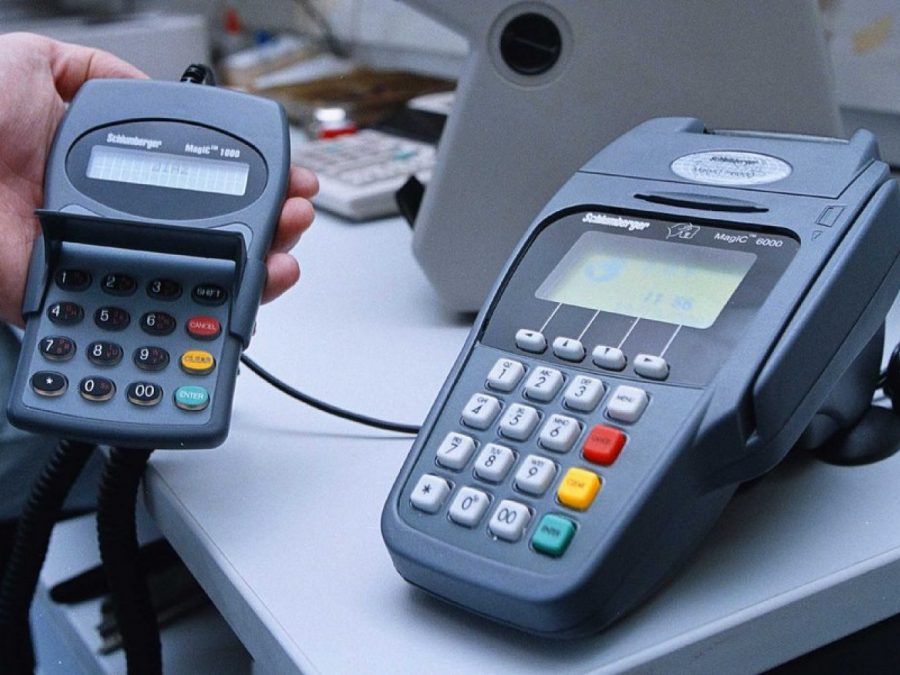 Κλοπή και απάτη με τραπεζική κάρτα