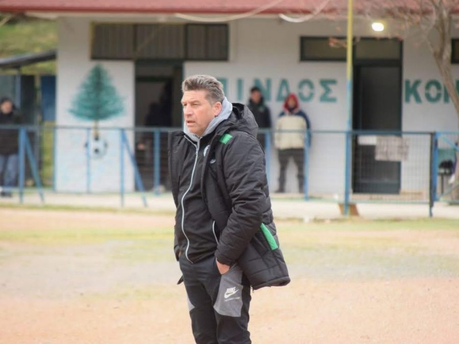 Παραμένει στο πόστο του μετά την επιτυχημένη σεζόν