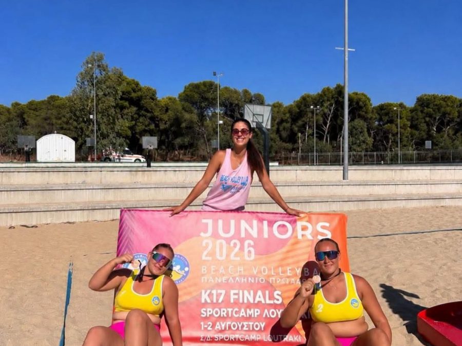 Τριταθλήτριες Ελλάδας Κ-17 η Βάσια Μπότα και η Διονυσία Σάφη