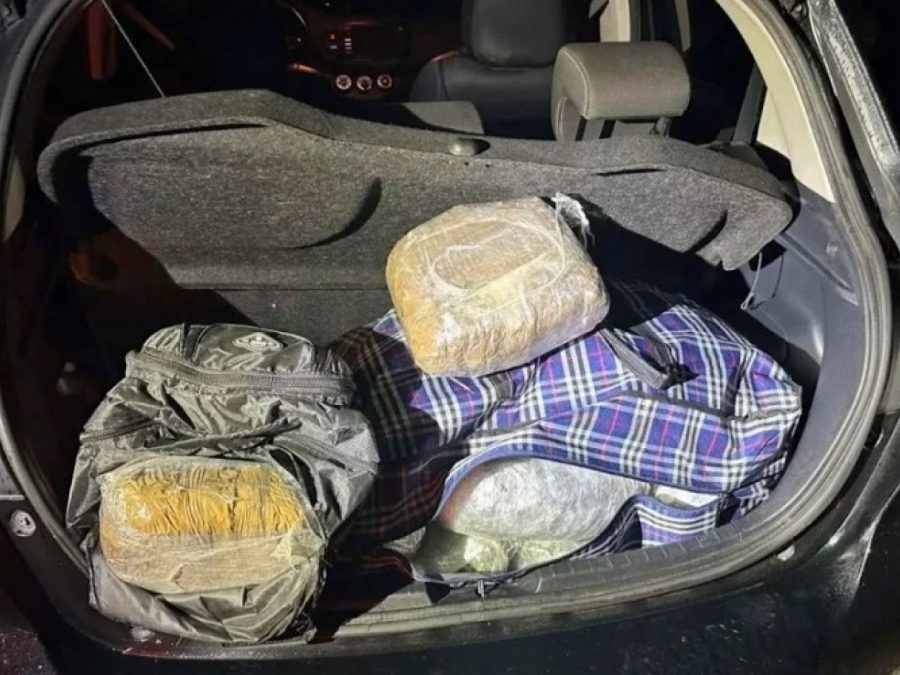 36 κιλά κάνναβης σε αυτοκίνητο