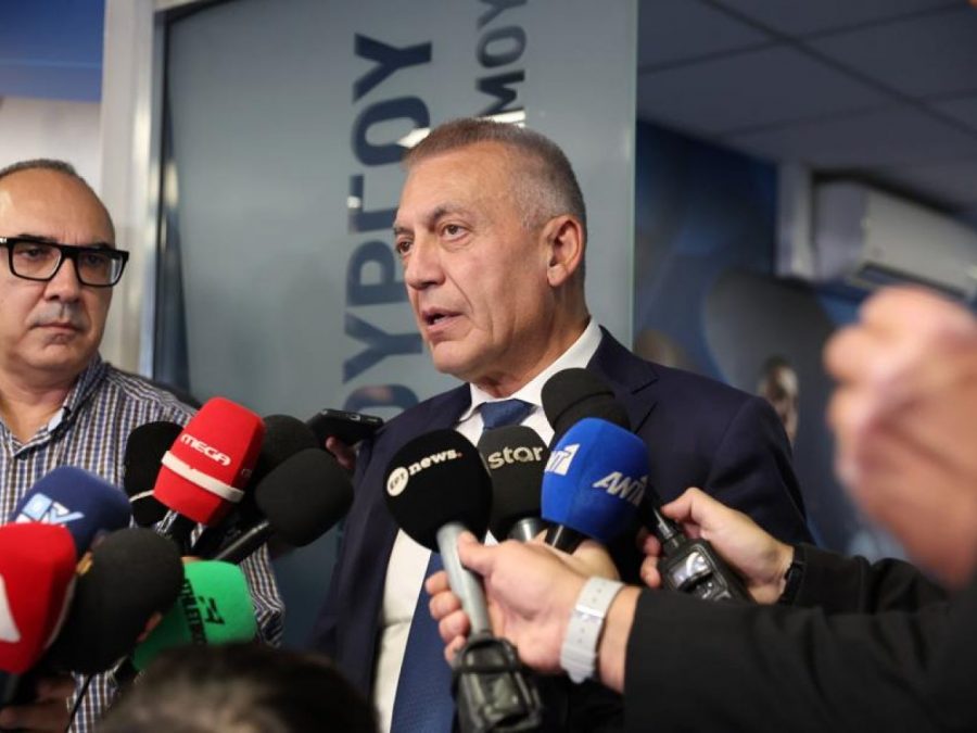  Βρούτσης στο ΔΣ της ΕΟΚ: «Εκλογές το ταχύτερο δυνατό»