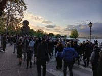 Οι φίλαθλοι του ΠΑΣ είναι εδώ και απαιτούν 