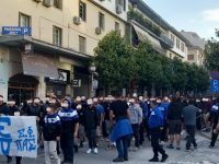Οι φίλαθλοι του ΠΑΣ είναι εδώ και απαιτούν 